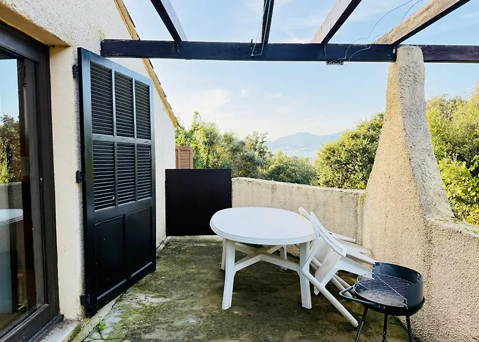 Maisonnette Vue Résidence Porticcio